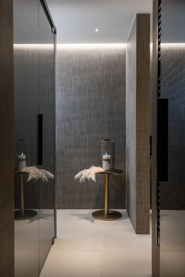 We Me Suite Hotel Riccione Bagian luar foto