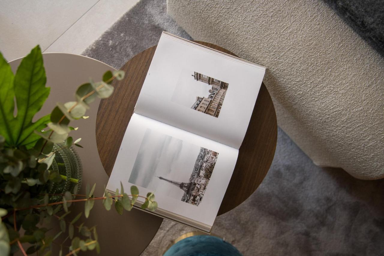 We Me Suite Hotel Riccione Bagian luar foto