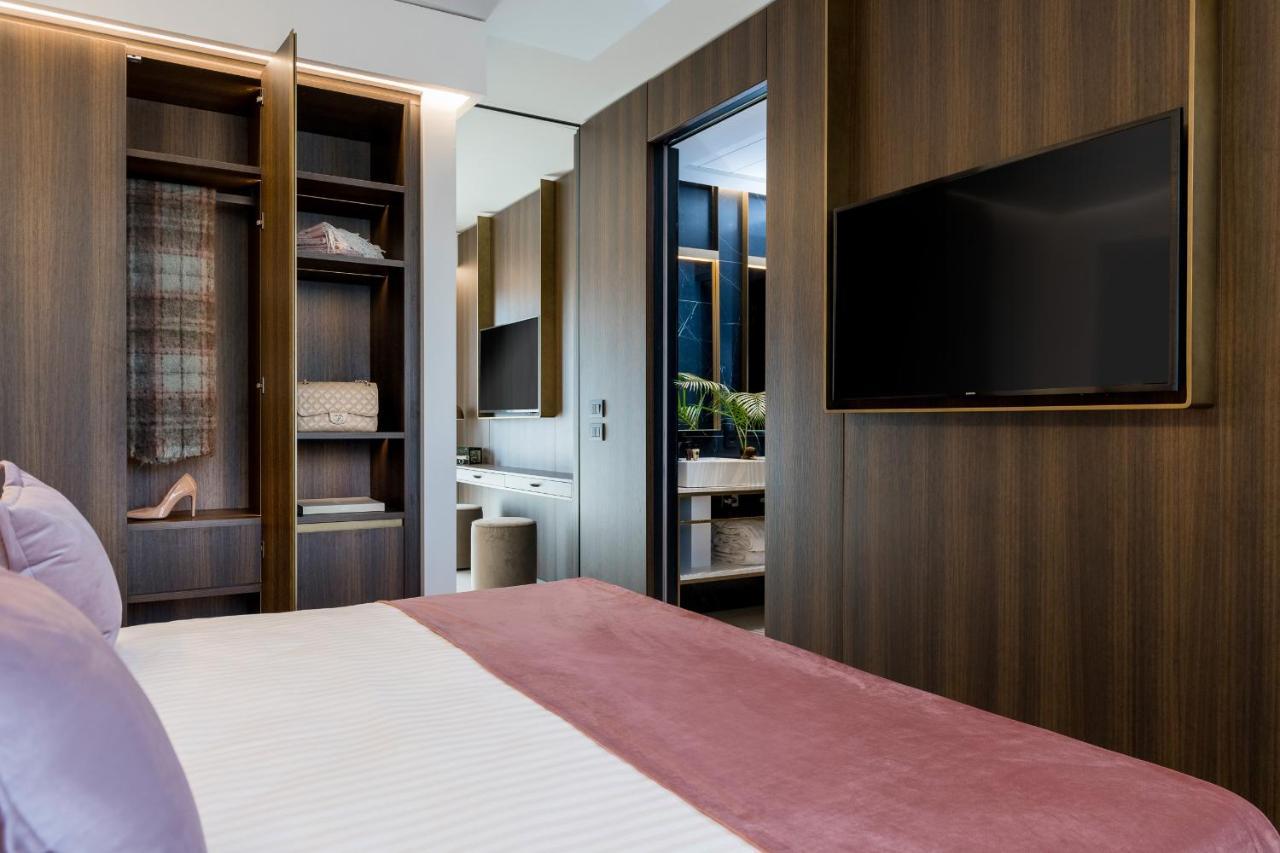 We Me Suite Hotel Riccione Bagian luar foto
