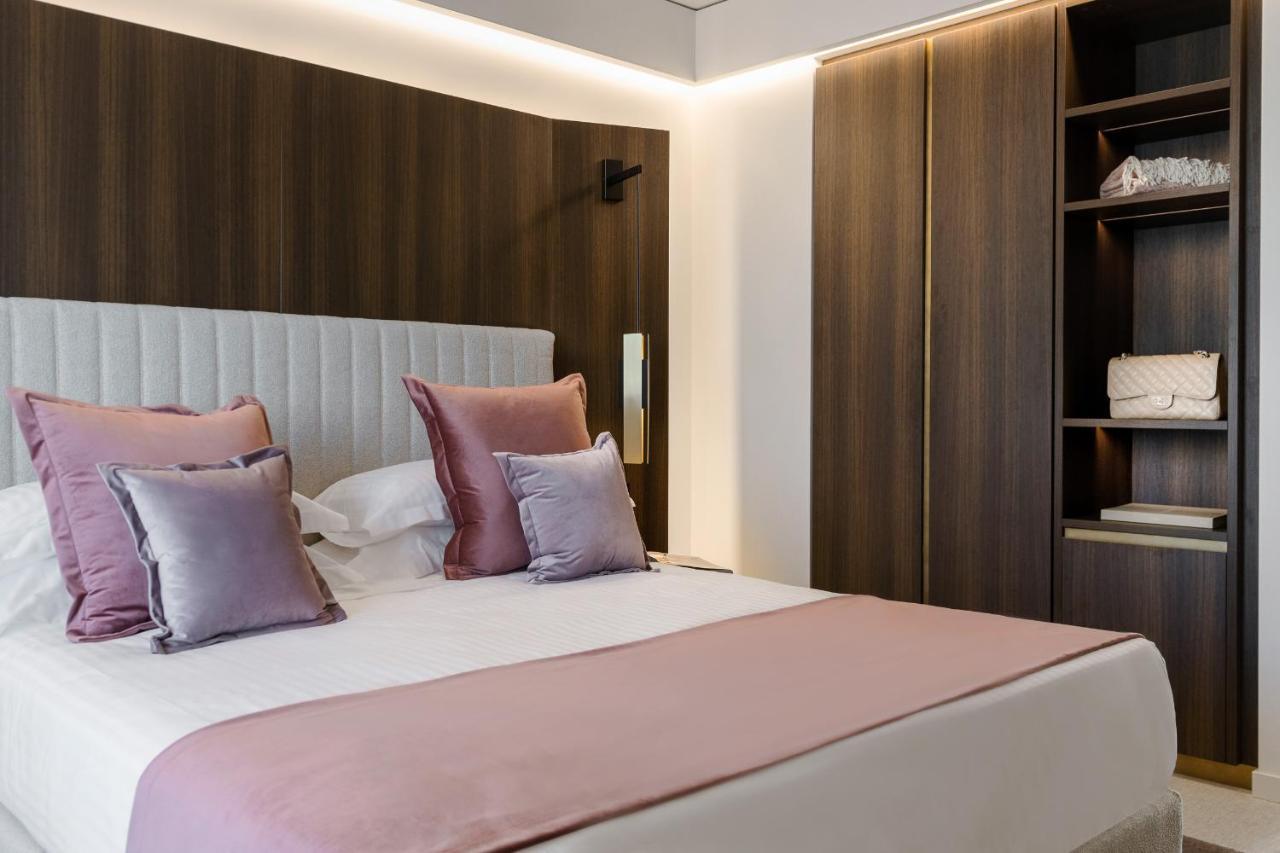 We Me Suite Hotel Riccione Bagian luar foto