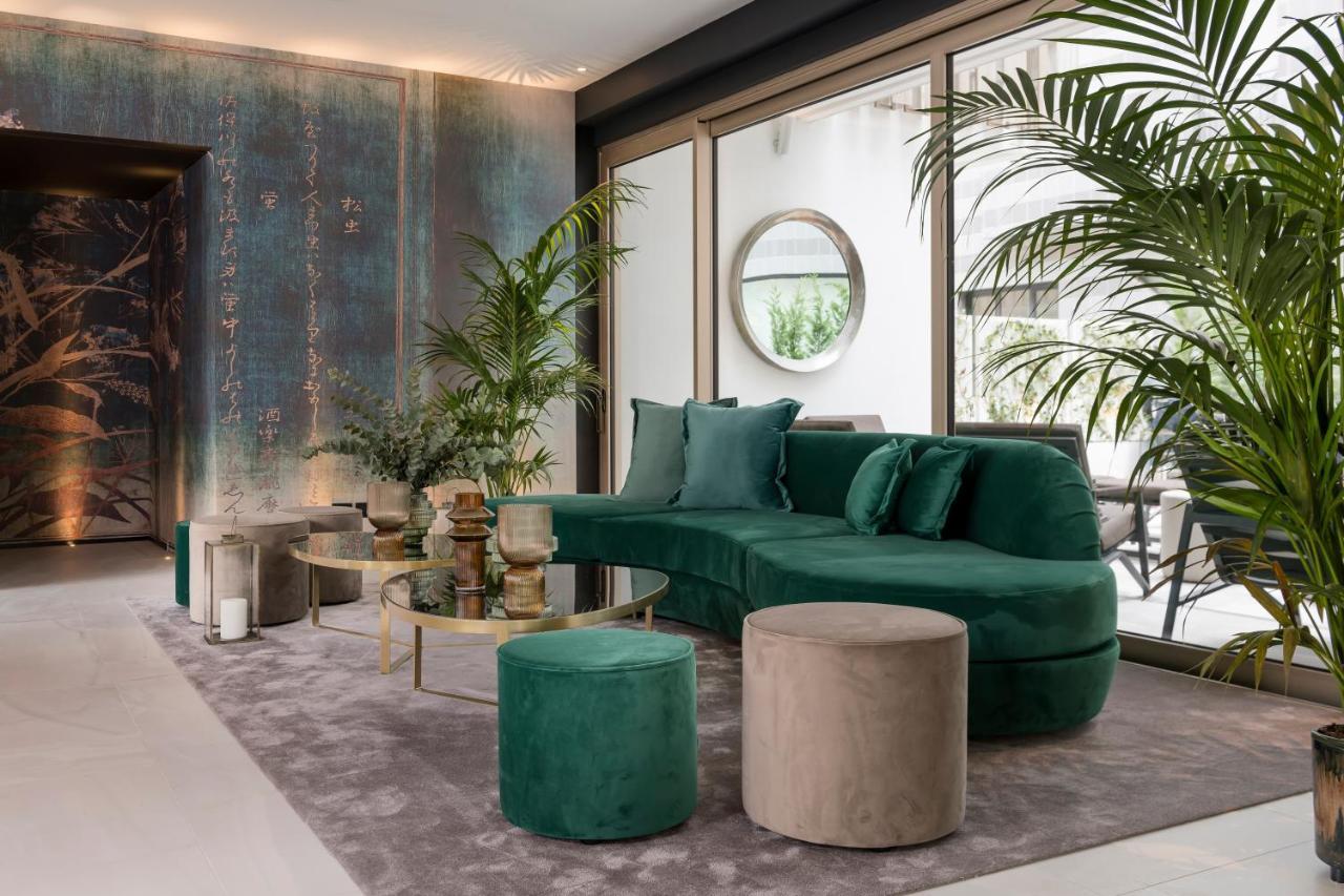 We Me Suite Hotel Riccione Bagian luar foto