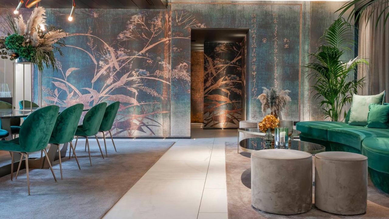 We Me Suite Hotel Riccione Bagian luar foto