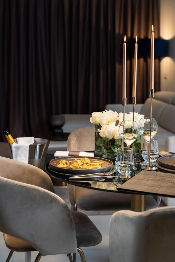 We Me Suite Hotel Riccione Bagian luar foto